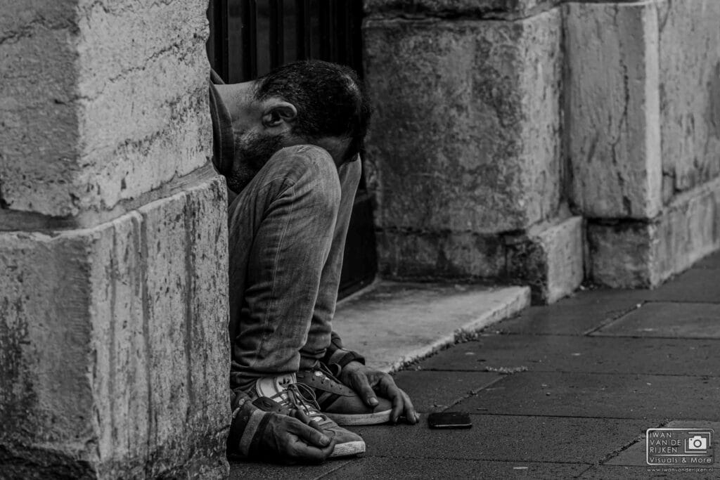 Hoe Iwan van de Rijken Straatleven Vastlegt